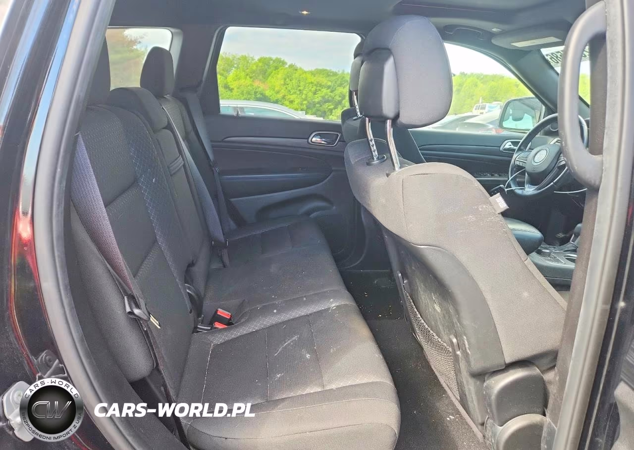 2019 Jeep Grand Cherokee Laredo VIN:1C4RJFAG4KC810784 - 11