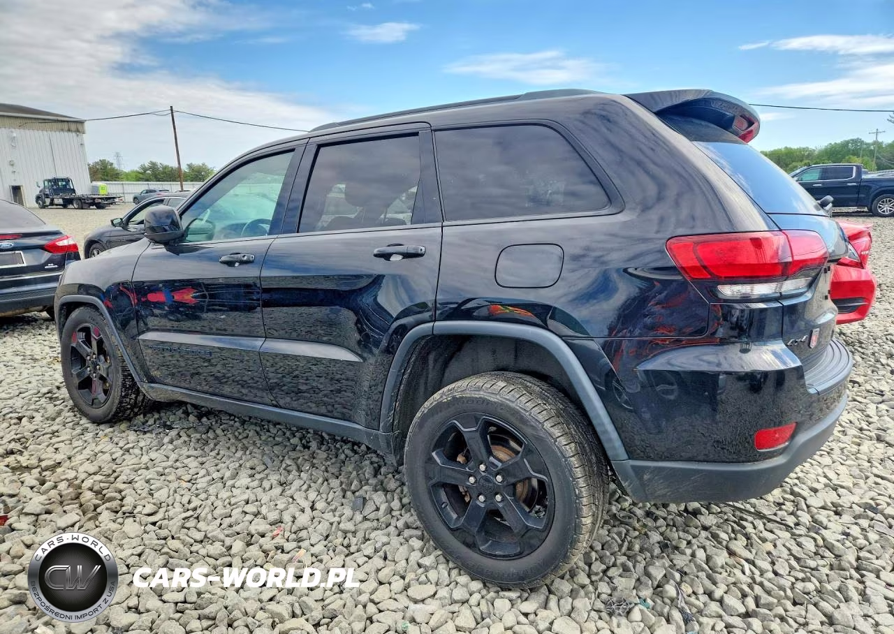 2019 Jeep Grand Cherokee Laredo VIN:1C4RJFAG4KC810784 - 2