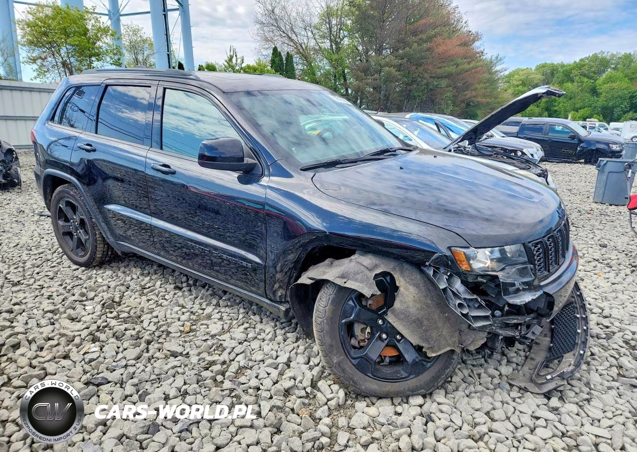 2019 Jeep Grand Cherokee Laredo VIN:1C4RJFAG4KC810784 - 4