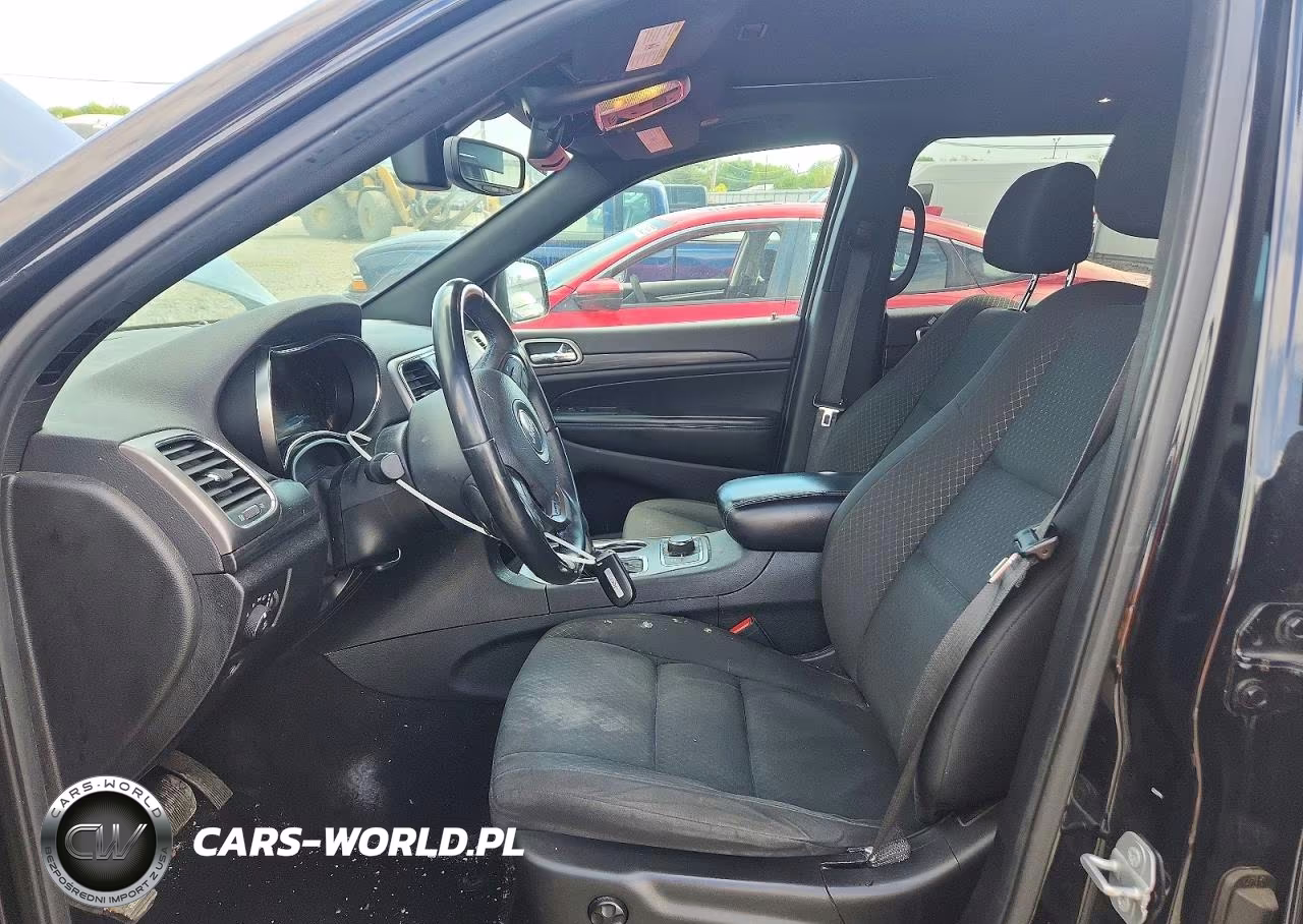 2019 Jeep Grand Cherokee Laredo VIN:1C4RJFAG4KC810784 - 7