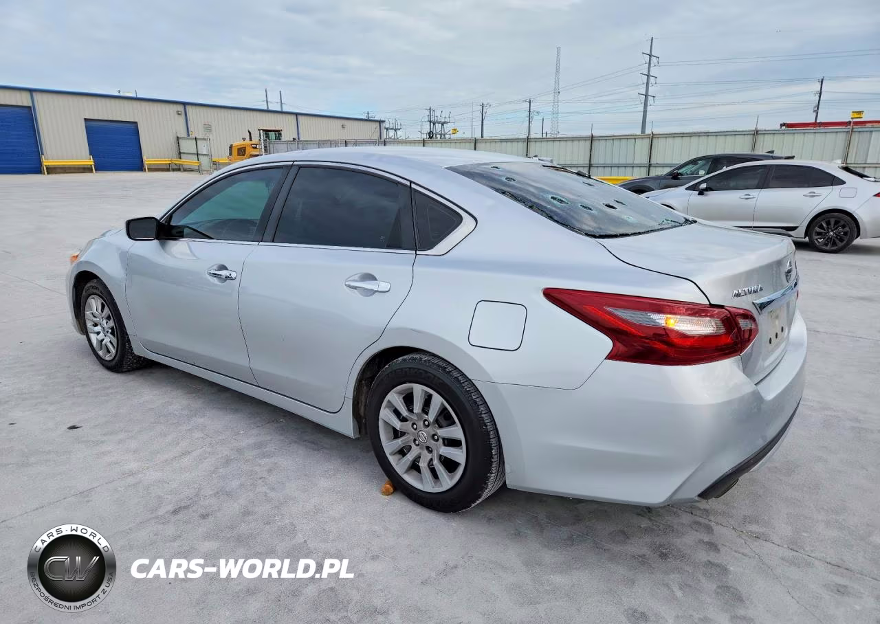 2018 Nissan Altima 2.5 S VIN:1N4AL3AP5JC243382 - 2