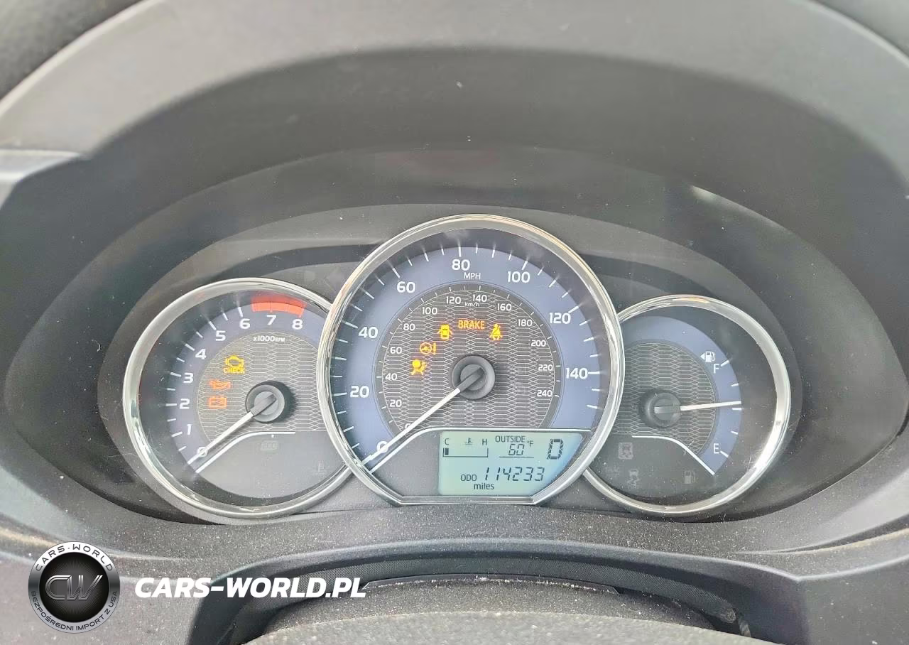 2015 Toyota Corolla Le Plus VIN:2T1BURHE4FC428038 - 9
