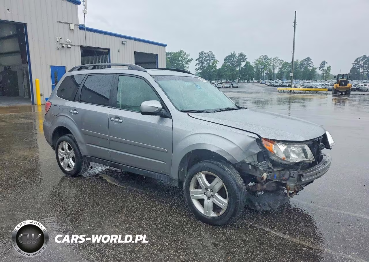 2010 Subaru Forester 2.5X Premium VIN:JF2SH6CC4AH781507 - 4