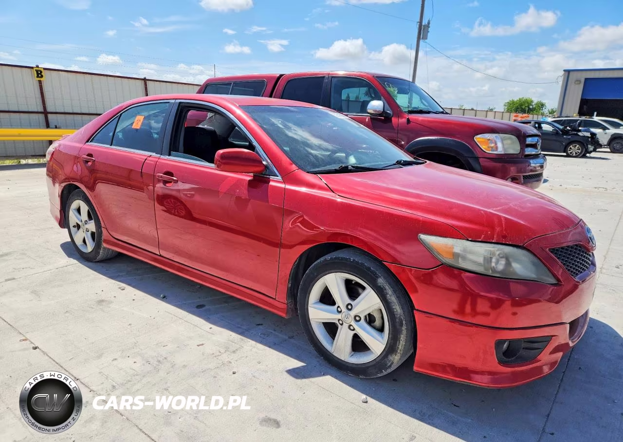 2010 Toyota Camry Se VIN:4T1BF3EK1AU520085 - 4