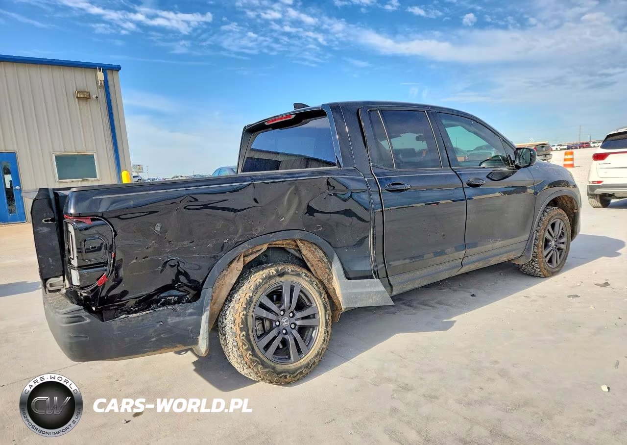 2019 Honda Ridgeline Sport VIN:5FPYK3F12KB034757 - 3