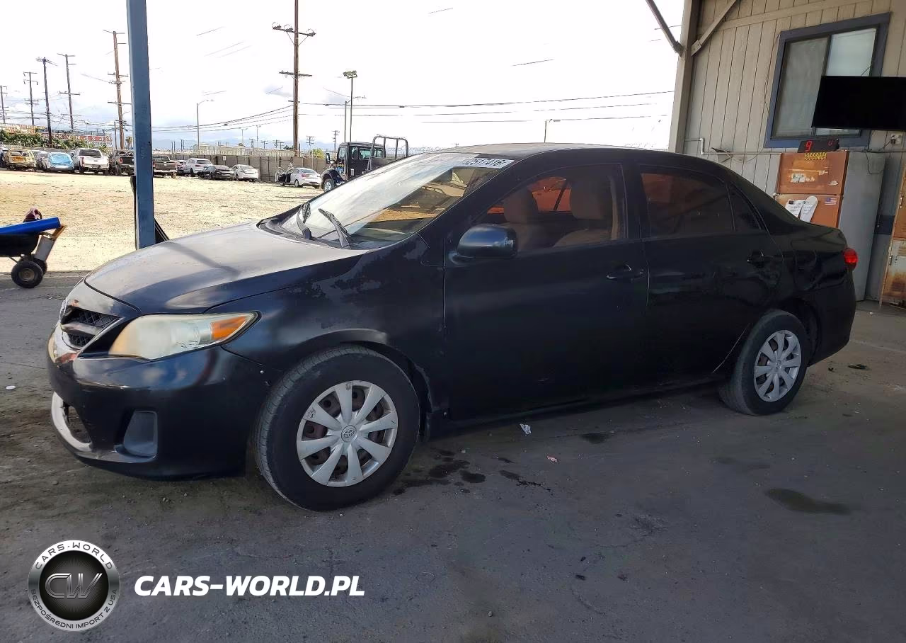 2011 Toyota Corolla Le – zdjęcie 1 z 12