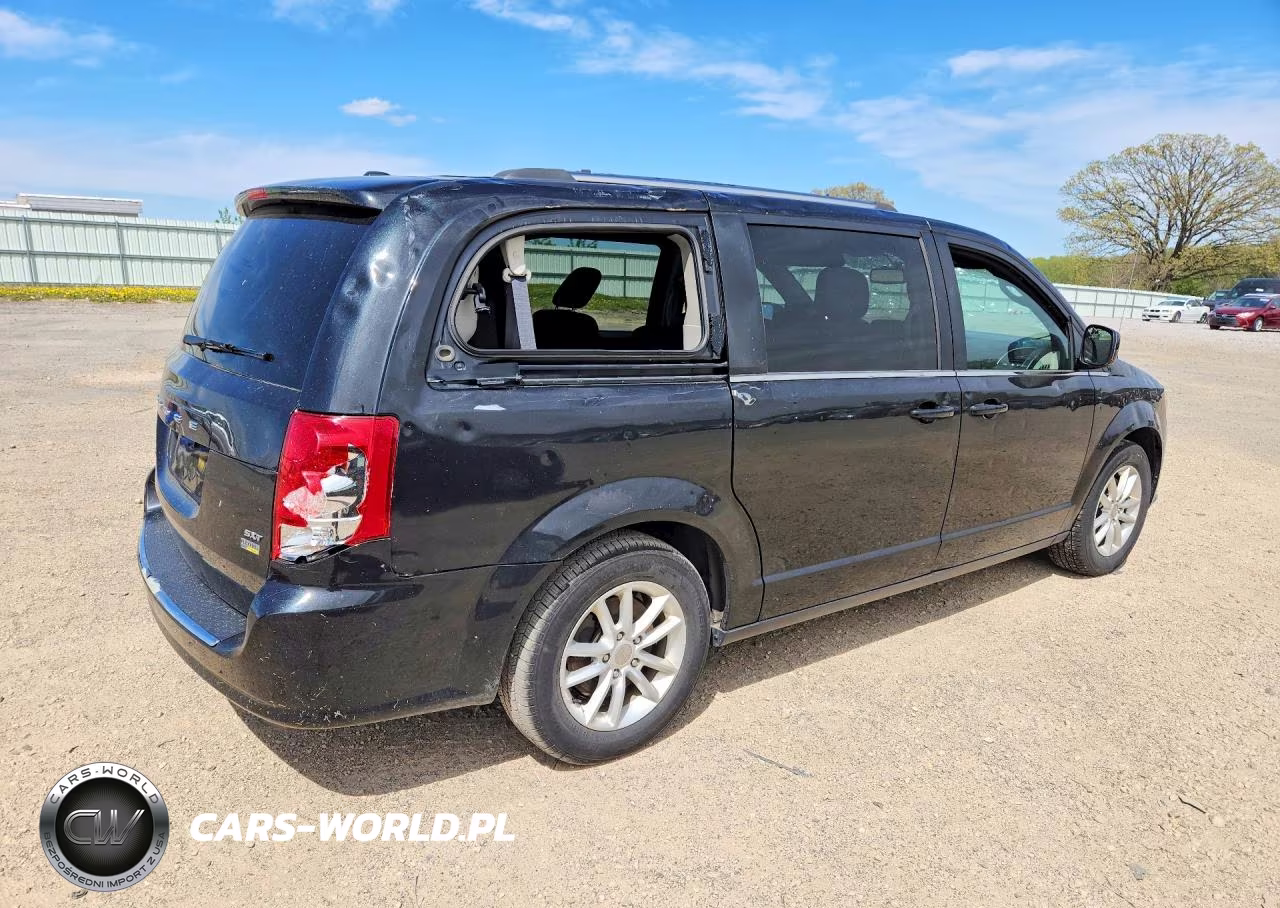 2019 Dodge Caravan-V6 VIN:2C4RDGCG4KR519560 - 3