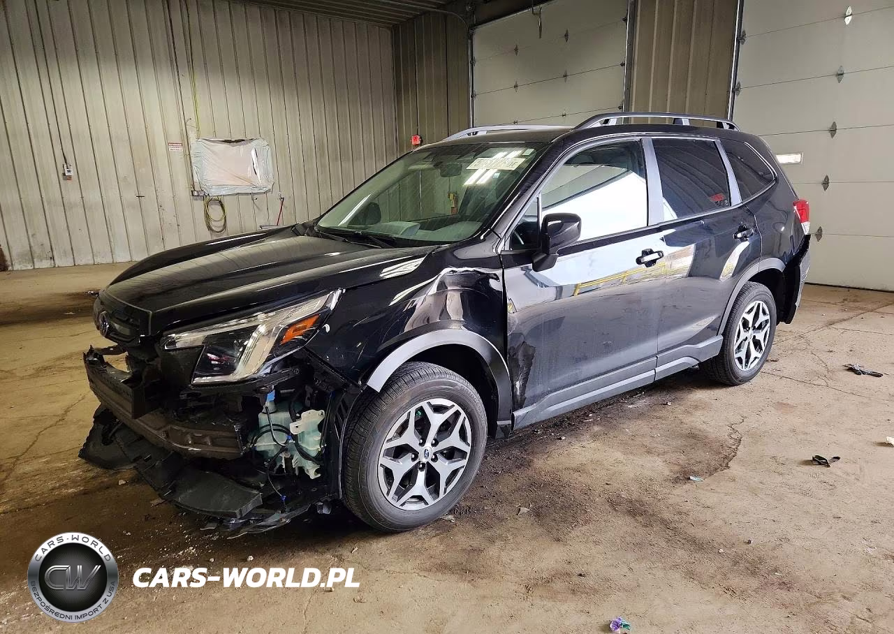 2023 Subaru Forester Premium