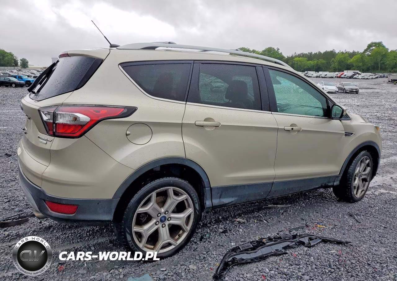 2017 Ford Escape Titanium VIN:1FMCU0J99HUB22712 - 3