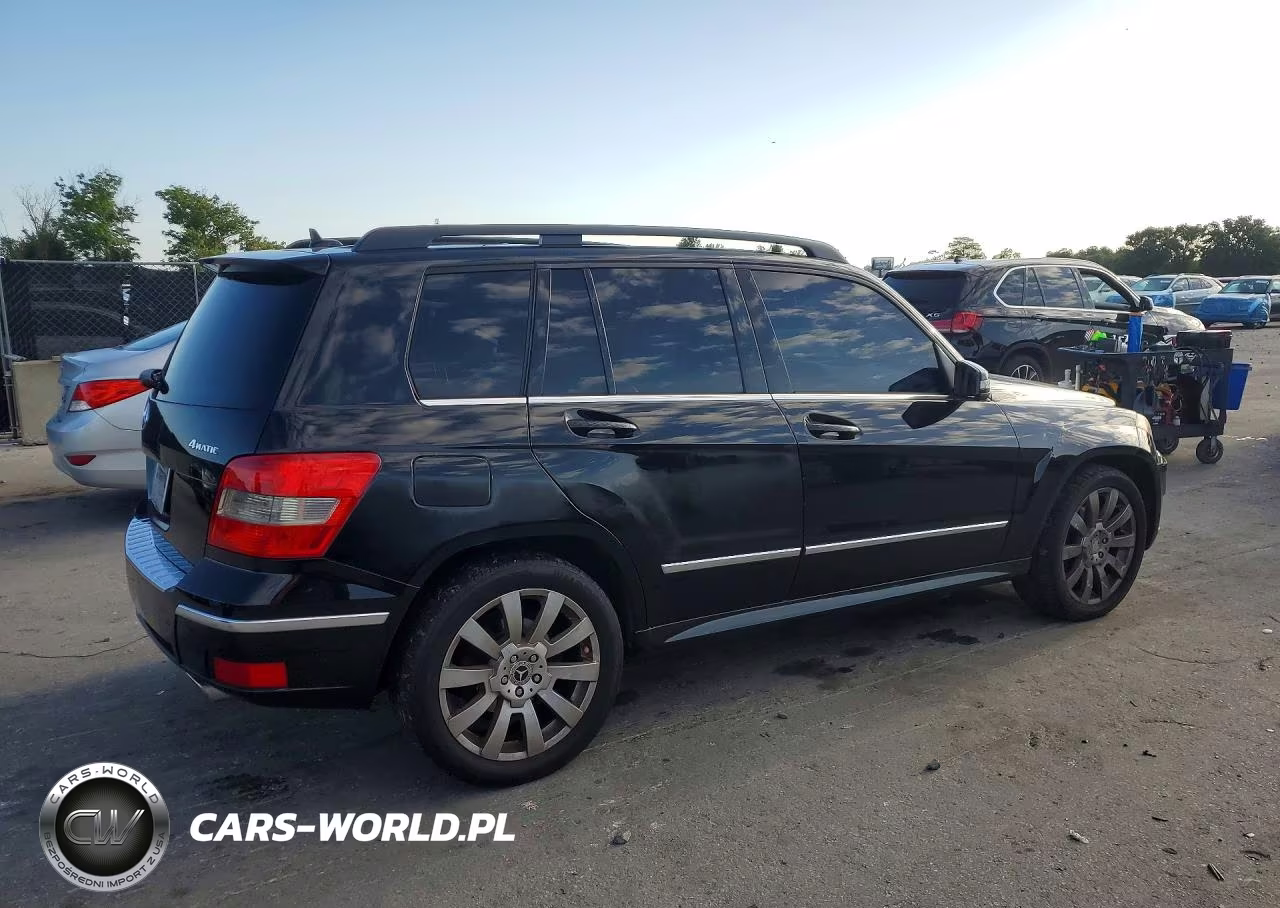 2011 Mercedes-Benz Glk 350 4Matic VIN:WDCGG8HB1BF557878 - 3