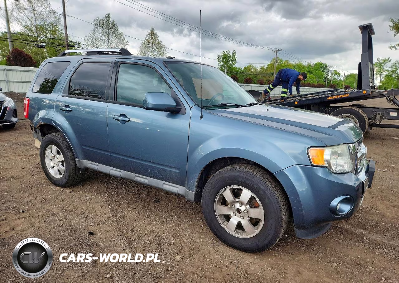 2010 Ford Escape Limited VIN:1FMCU9EG4AKD36263 - 4