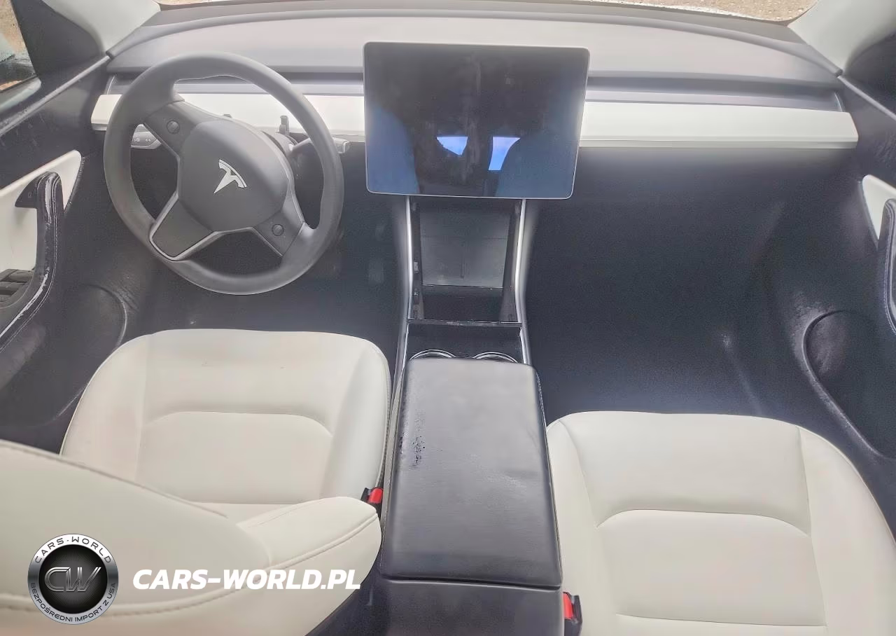 2020 Tesla Model Y VIN:5YJYGDEE5LF034239 - 8