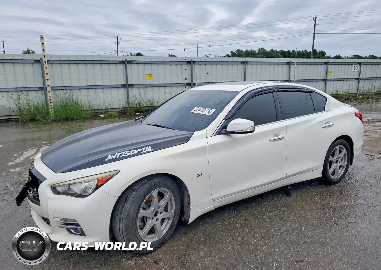 2015 Infiniti Q50 Premium