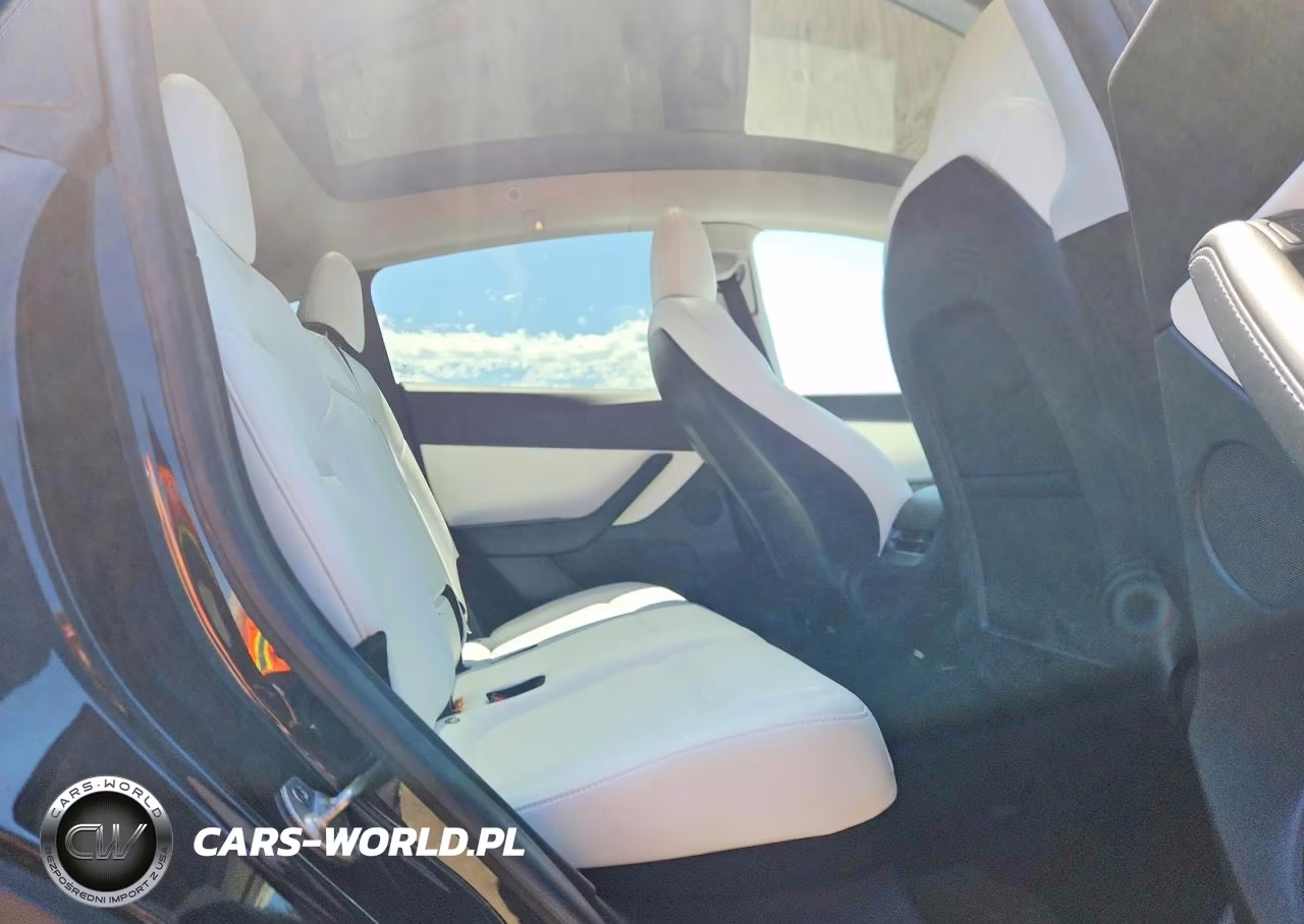 2021 Tesla Model Y VIN:5YJYGDEE6MF144136 - 10