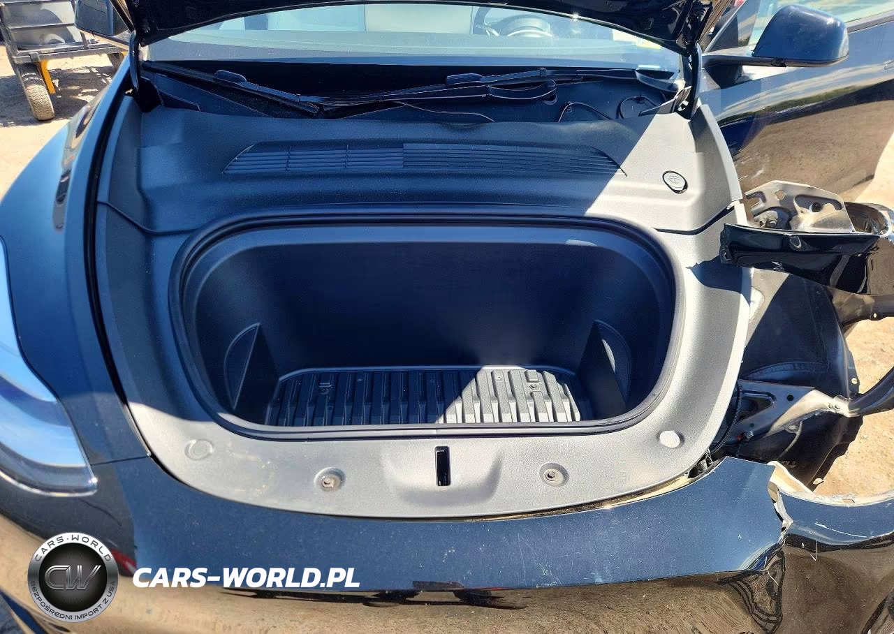 2021 Tesla Model Y VIN:5YJYGDEE6MF144136 - 11