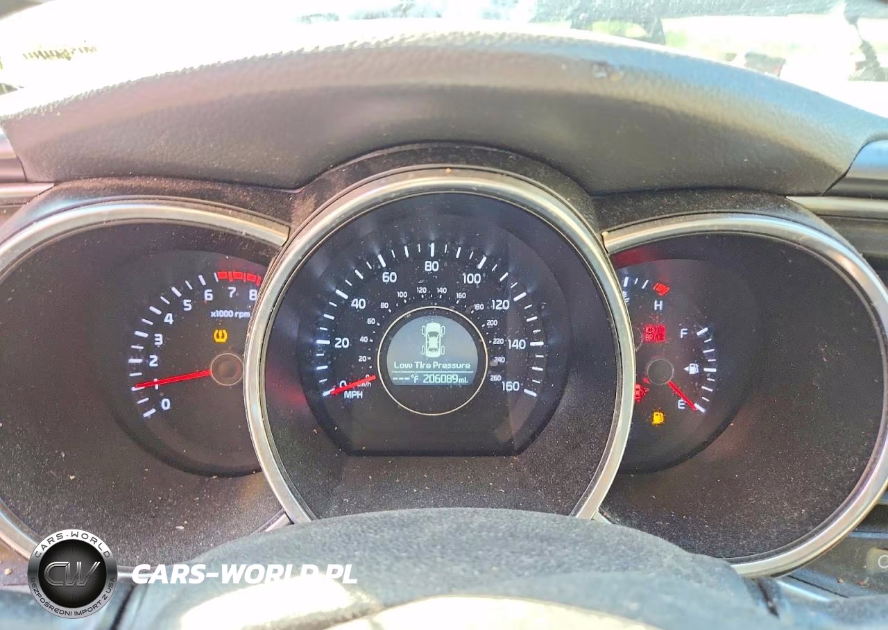 2014 Kia Optima Lx VIN:5XXGM4A71EG260841 - 9