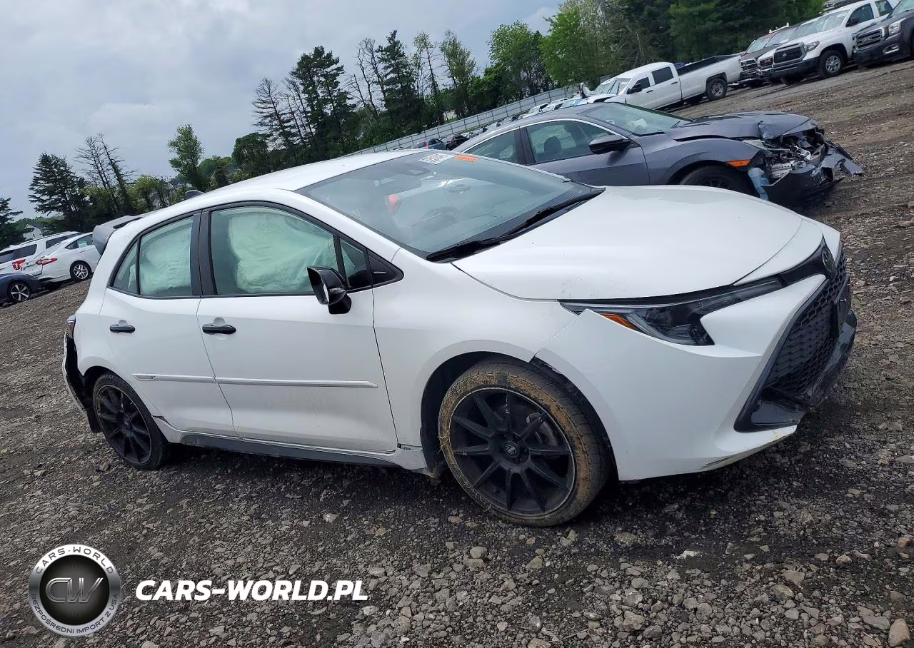 2022 Toyota Corolla Hatchback Se Nightshade Edition VIN:JTND4MBE1N3177342 - 4