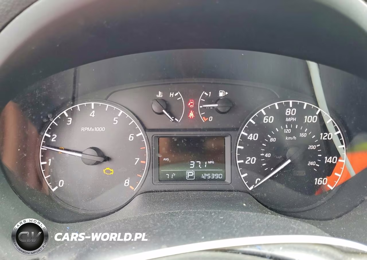 2016 Nissan Sentra S VIN:3N1AB7AP8GY226650 - 9