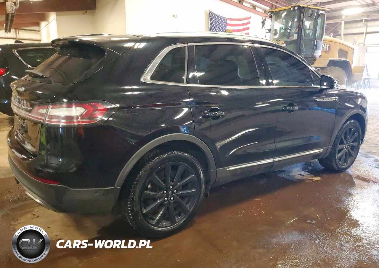 2021 Lincoln Nautilus Reserve VIN:2LMPJ8K96MBL17324 - 3