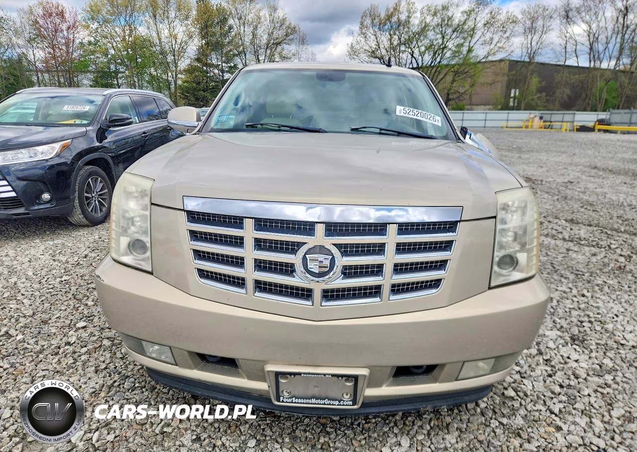 2007 Cadillac Escalade Luxury VIN:1GYFK63827R223665 - 5