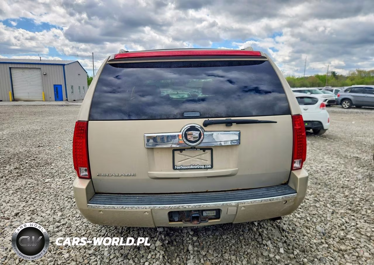 2007 Cadillac Escalade Luxury VIN:1GYFK63827R223665 - 6