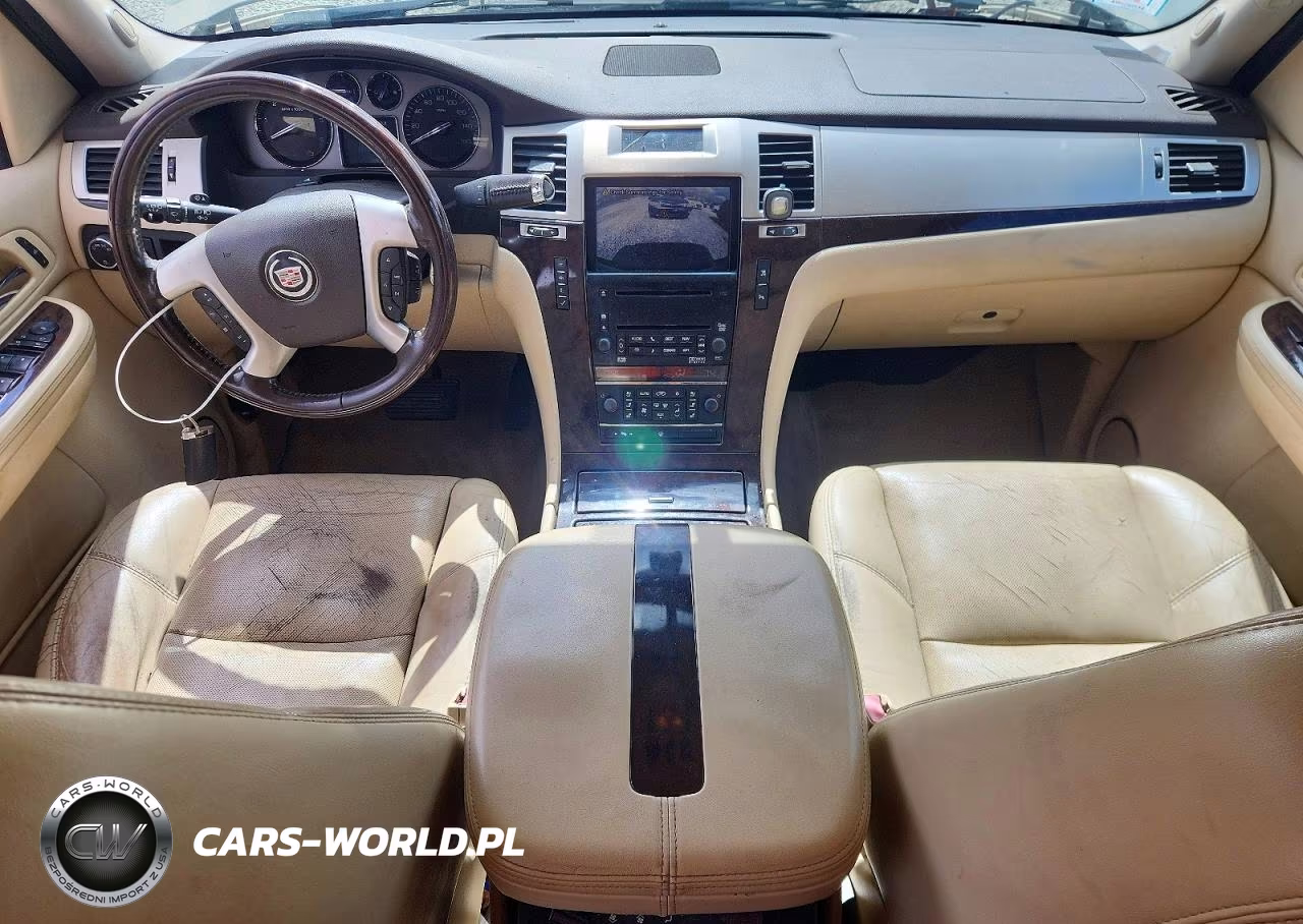 2007 Cadillac Escalade Luxury VIN:1GYFK63827R223665 - 8