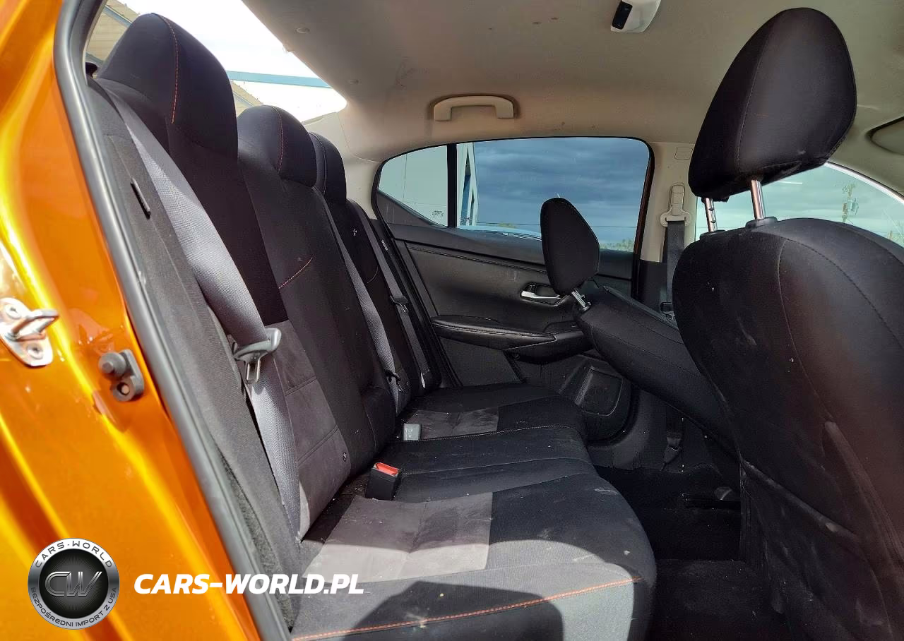 2025 Nissan Sentra VIN:3N1AB8DV9SY215813 - 10