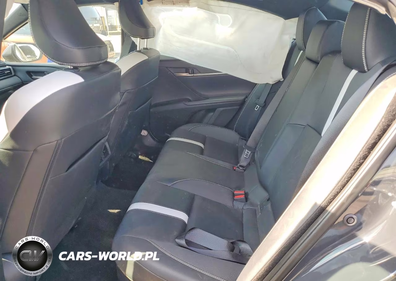 2025 Toyota Camry Se VIN:4T1DBADKXSU505399 - 10