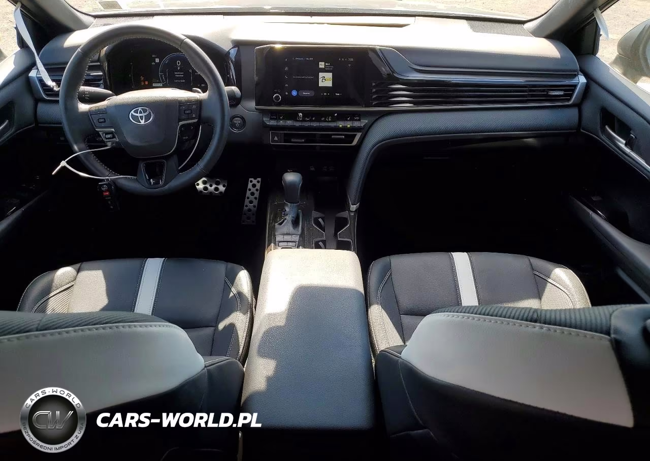 2025 Toyota Camry Se VIN:4T1DBADKXSU505399 - 8