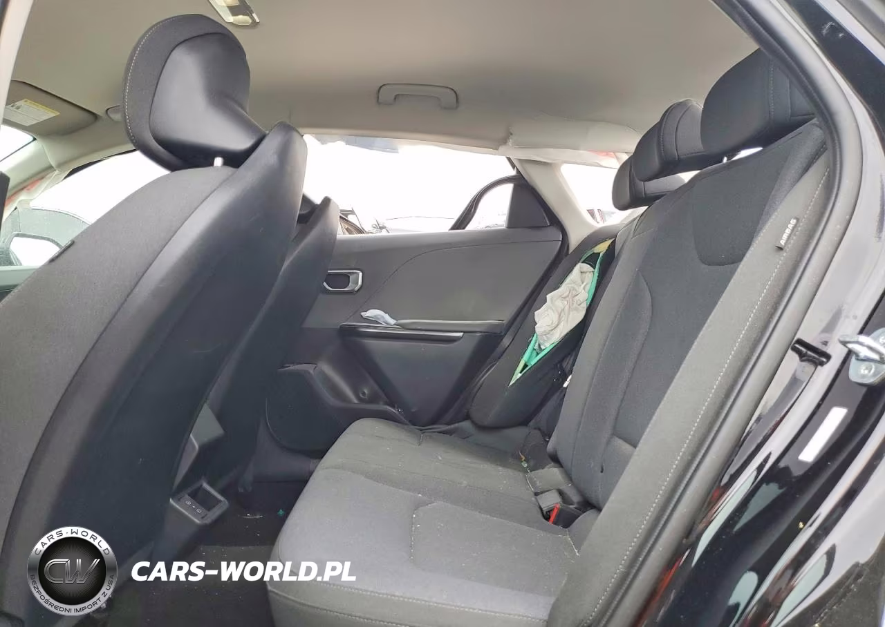 2025 Kia K4 Lxs VIN:3KPFT4DE7SE019296 - 10