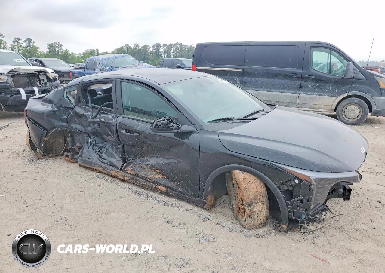 2025 Kia K4 Lxs VIN:3KPFT4DE7SE019296 - 4
