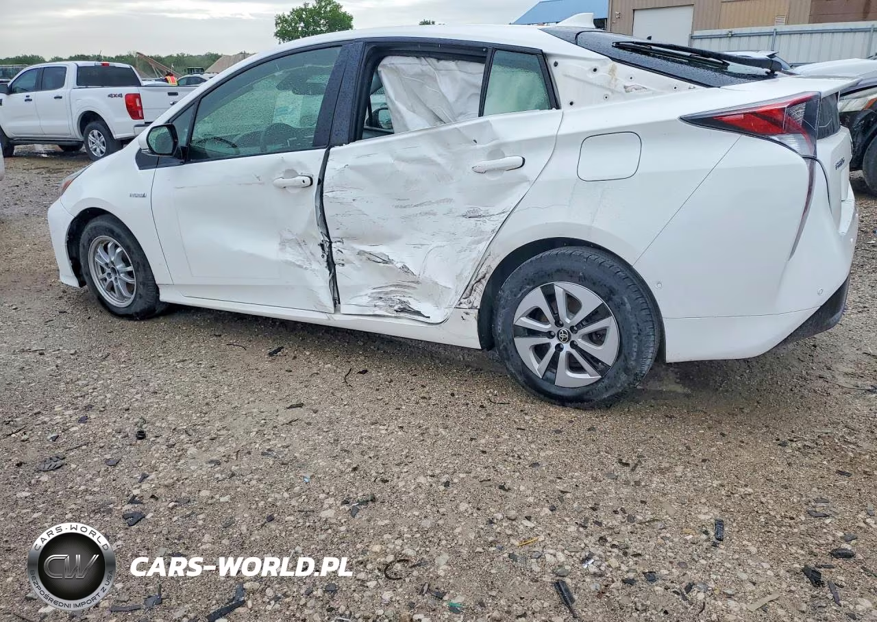 2017 Toyota Prius Two VIN:JTDKBRFU2H3056131 - 2