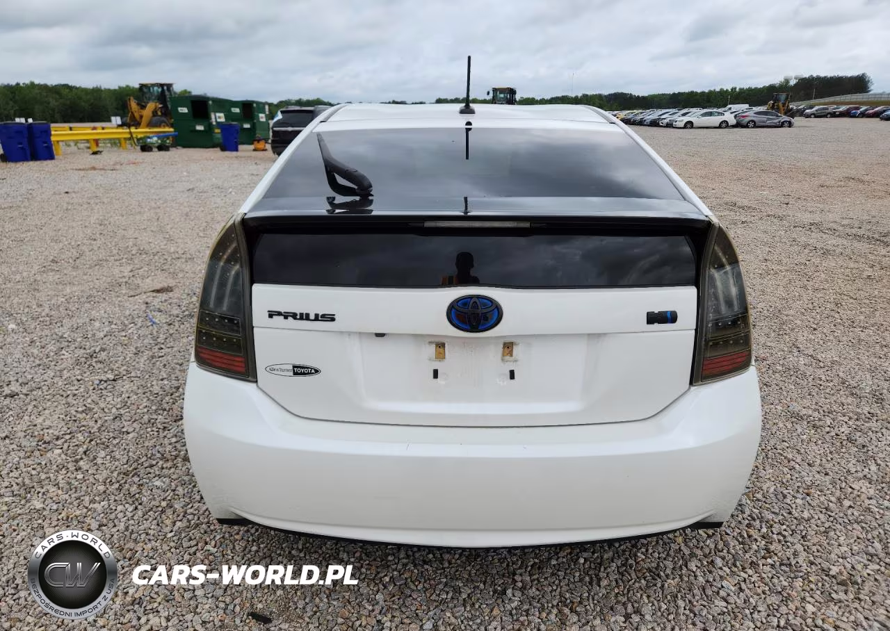 2013 Toyota Prius Four VIN:JTDKN3DU1D5547246 - 6