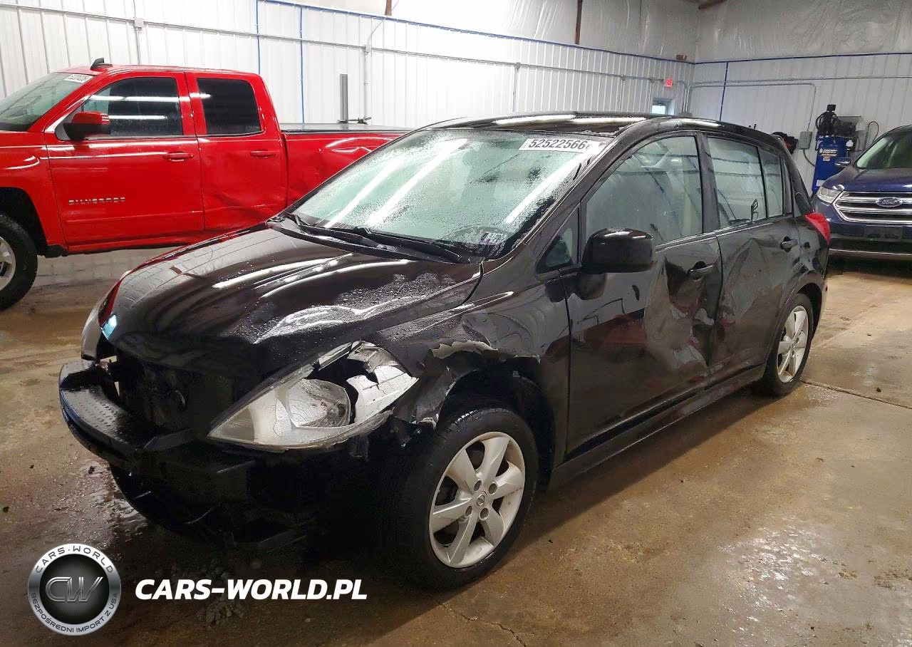 2010 Nissan Versa 1.8 S