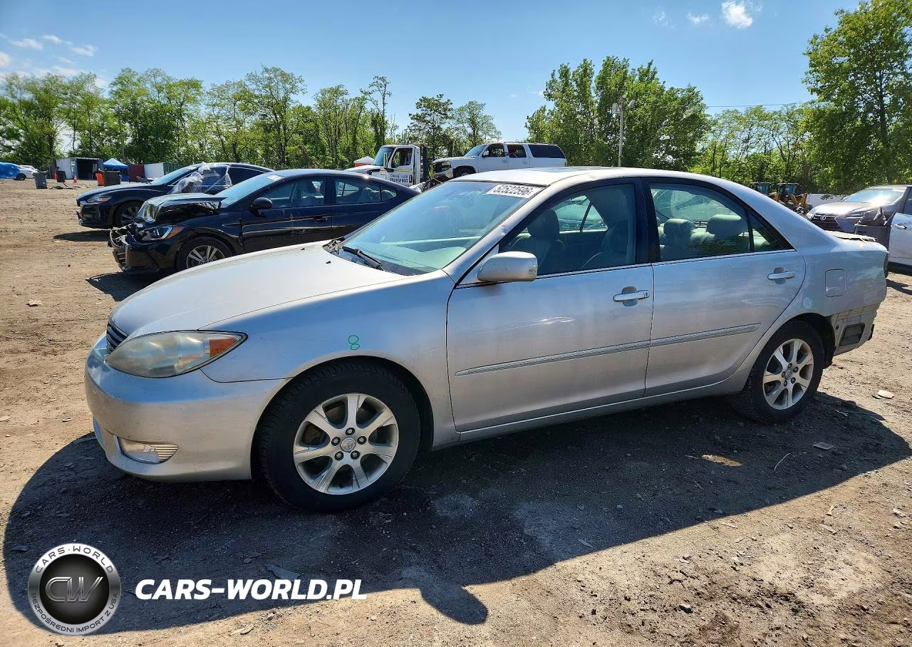 2005 Toyota Camry Xle V6 – zdjęcie 1 z 12