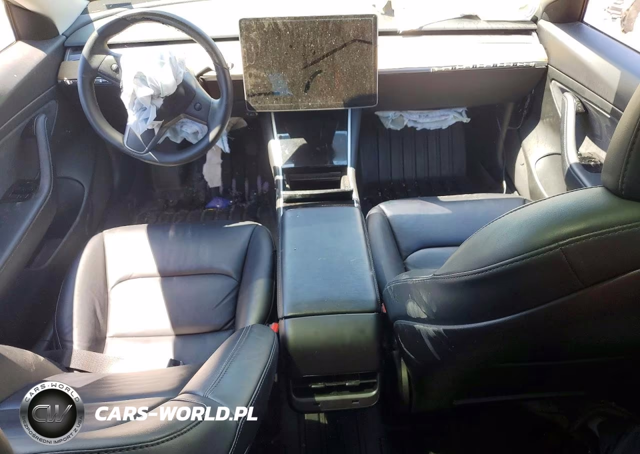 2020 Tesla Model 3 VIN:5YJ3E1EAXLF659635 - 8