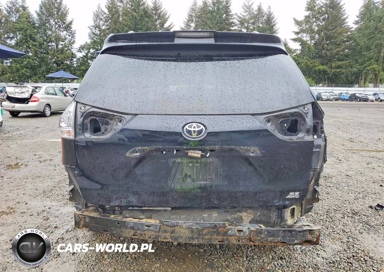 2020 Toyota Sienna Se 7-Passenger VIN:5TDEZ3DC1LS245439 - 6