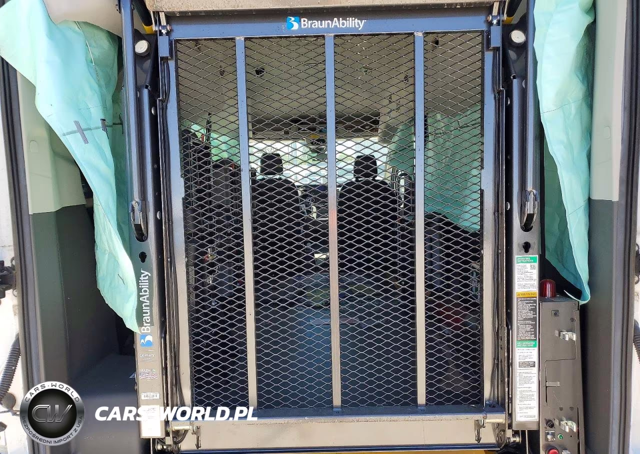 2021 Ford Transit VIN:1FDAX2C8XLKB67029 - 10