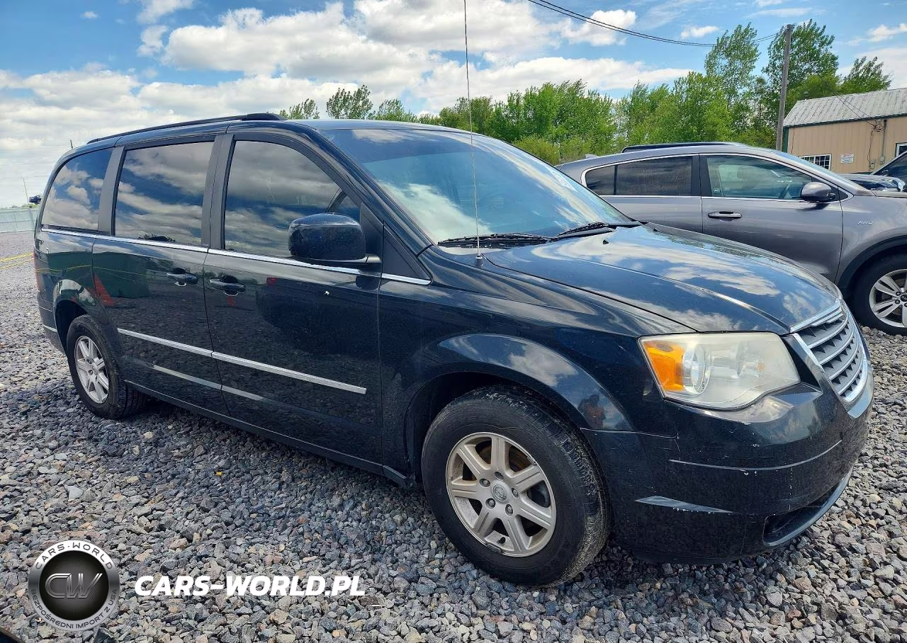 2010 Chrysler Town & Country Touring VIN:2A4RR5D17AR176106 - 4