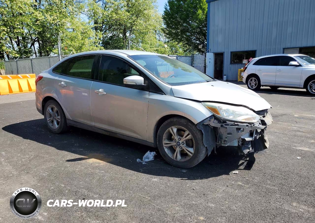2013 Ford Focus Se VIN:1FADP3F27DL222682 - 4