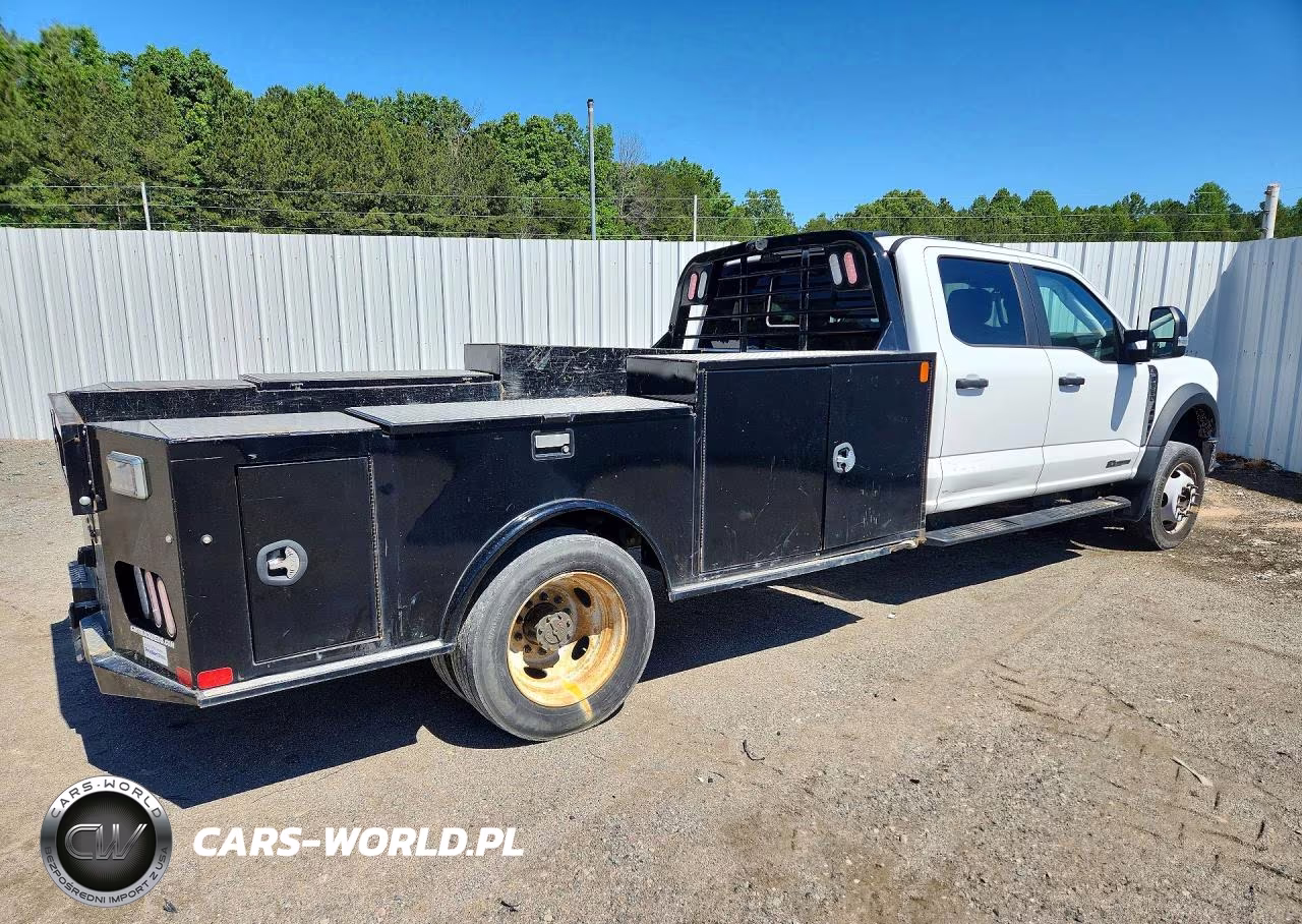 2024 Ford F550 Super Duty VIN:1FD0W5HT2REC37868 - 3