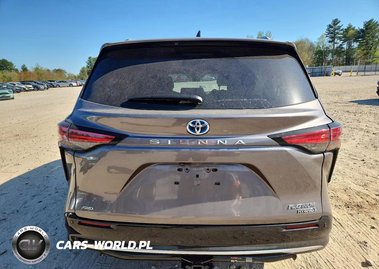 2024 Toyota Sienna Platinum 7-Passenger VIN:5TDESKFC2RS151087 - 6
