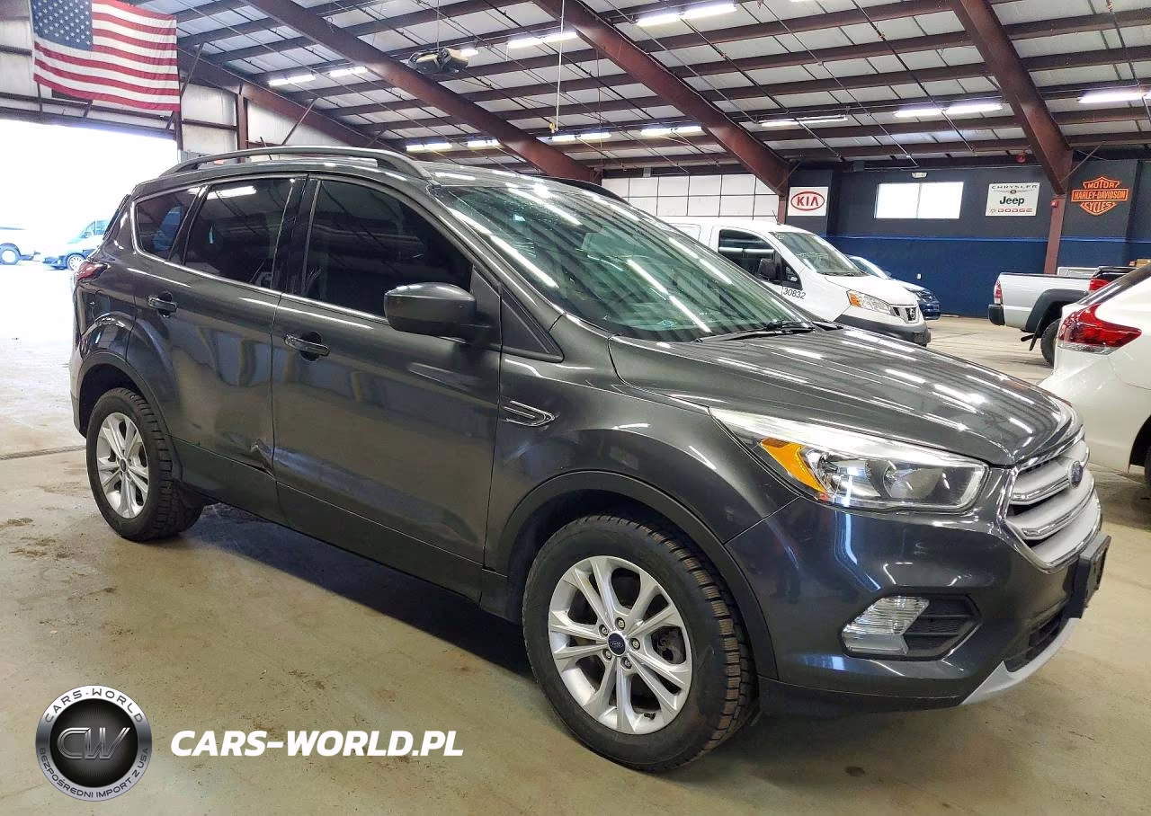 2018 Ford Escape Se VIN:1FMCU9GD2JUA38673 - 4