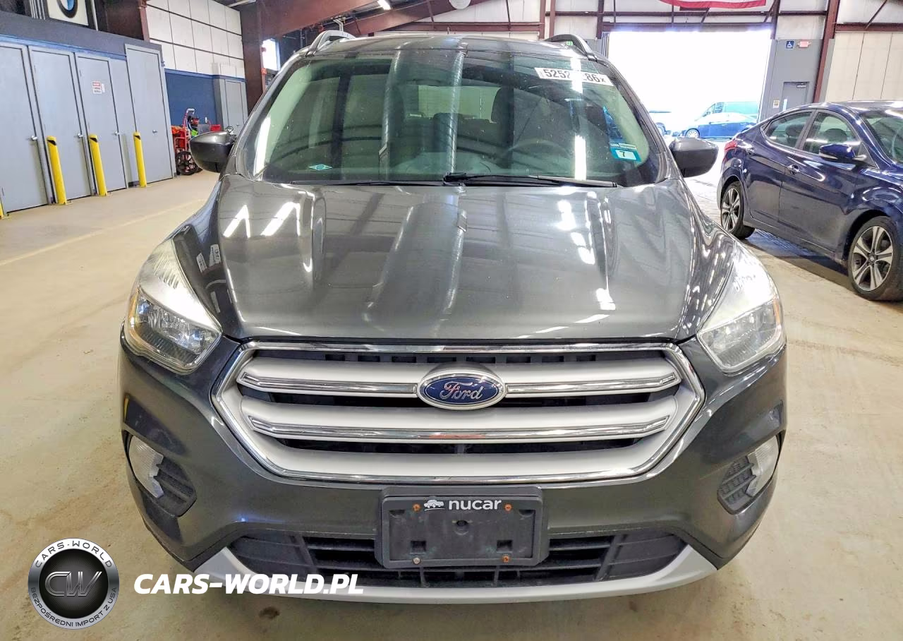 2018 Ford Escape Se VIN:1FMCU9GD2JUA38673 - 5
