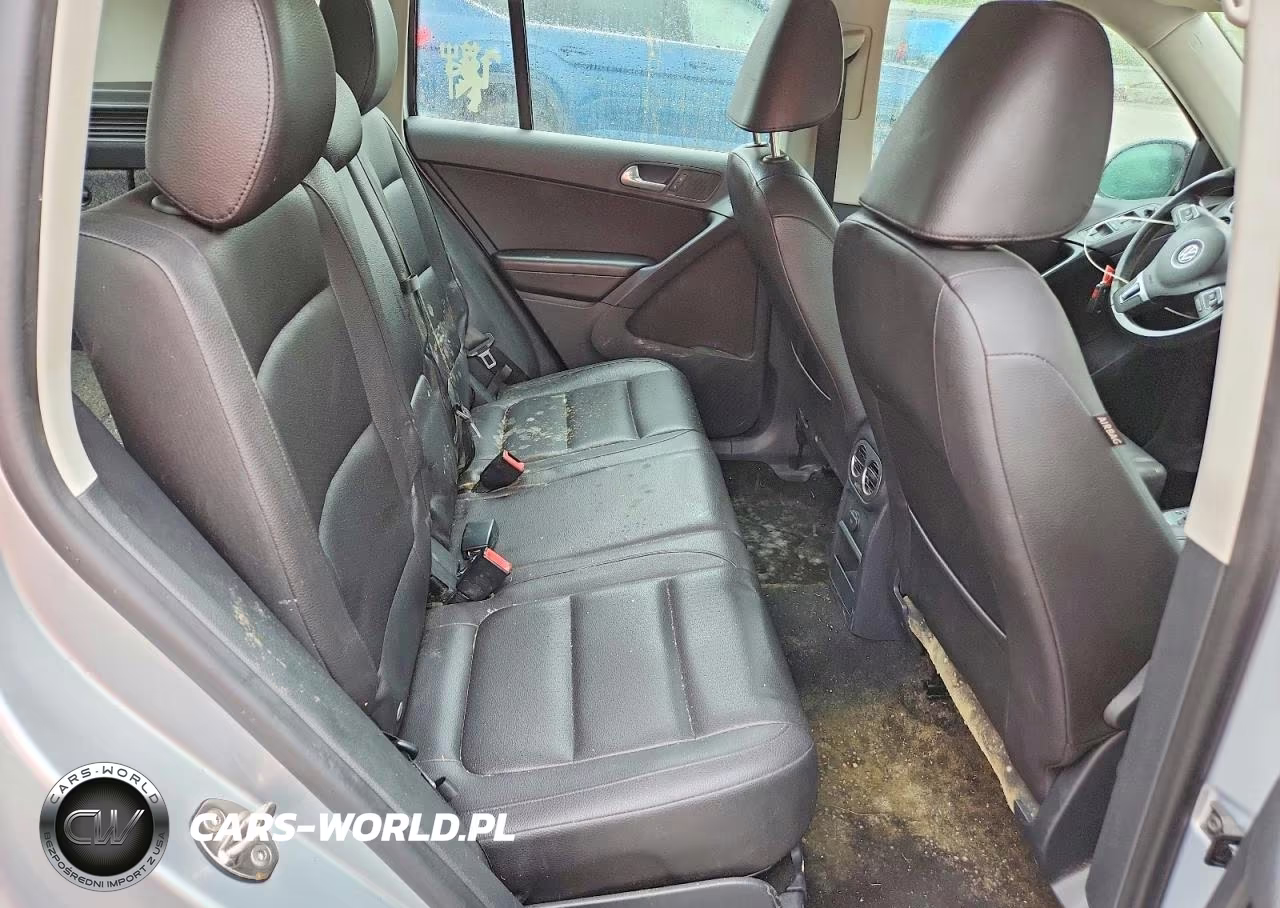 2017 Volkswagen Tiguan S VIN:WVGBV7AX3HK013626 - 11