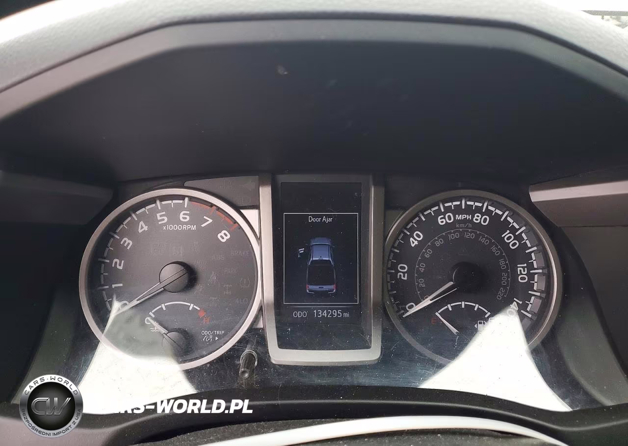 2019 Toyota Tacoma Sr5 V6 VIN:3TMCZ5AN3KM236572 - 9
