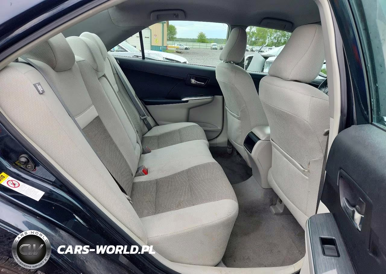 2012 Toyota Camry Hybrid Le VIN:4T1BD1FK5CU052969 - 10