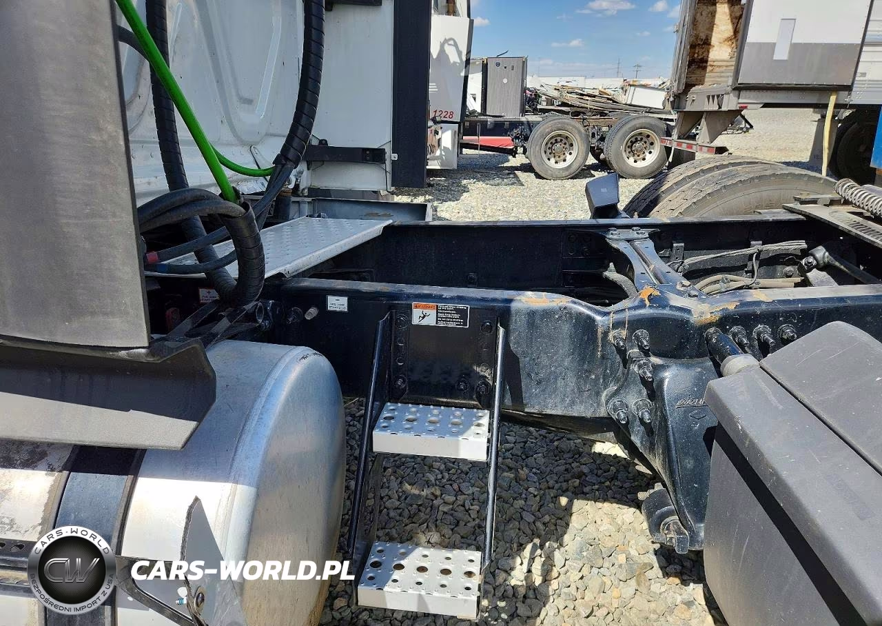 2021 Freightliner Cascadia 1 - Semi Truck VIN:3AKJHHDR1MSMA6399 - 9