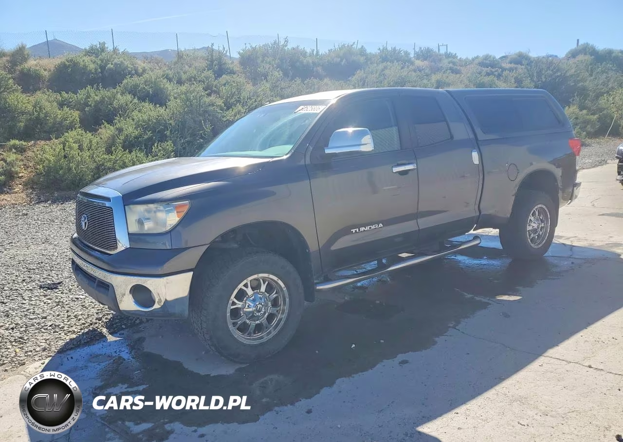 2013 Toyota Tundra Double Cab Sr5
