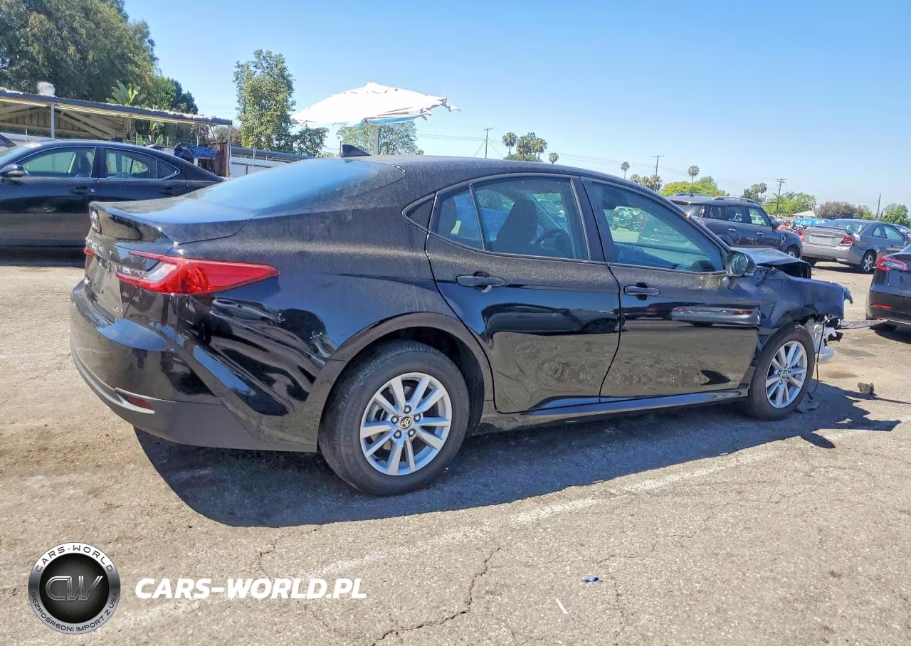 2025 Toyota Camry Le VIN:4T1DAACK1SU509992 - 3